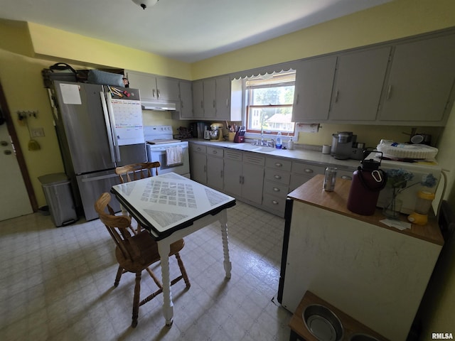 315 E Washington St, Avon, IL 61415 - photo 11
