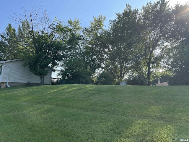 225 Maple Park Dr, Pekin, IL 61554 - photo 12