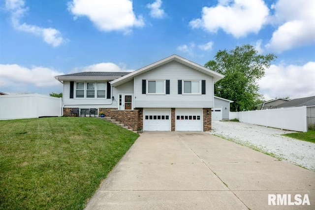 5624 W Custer Ct, Peoria, IL 61607 - photo 1