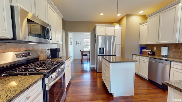 14005 N River Crest Dr, Chillicothe, IL 61523 - photo 16