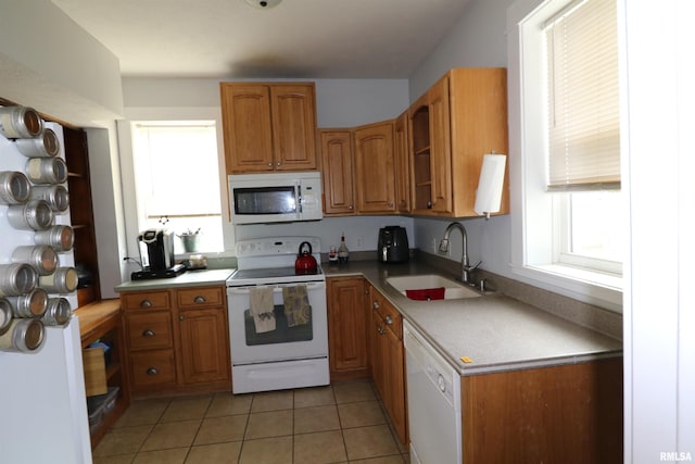 303 N William St, Farmer City, IL 61842 - photo 2