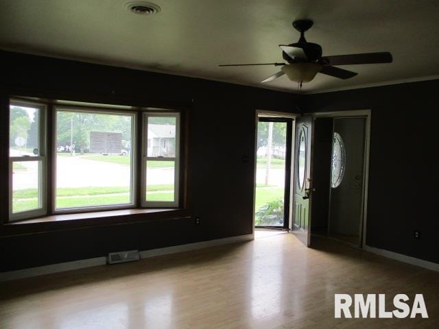 1050 E Fremont St, Galesburg, IL 61401 - photo 4