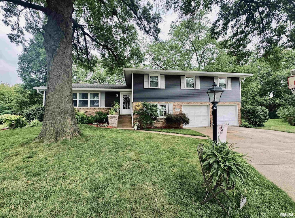 1514 W Tomar Ct, Peoria, IL 61614 - photo 1