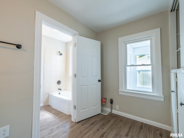3129 N Finnell Ave, Peoria, IL 61604 - photo 15
