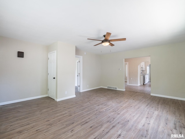 3129 N Finnell Ave, Peoria, IL 61604 - photo 5