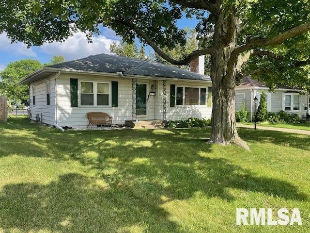 3120 N Emery Ave, Peoria, IL 61604 - photo 1