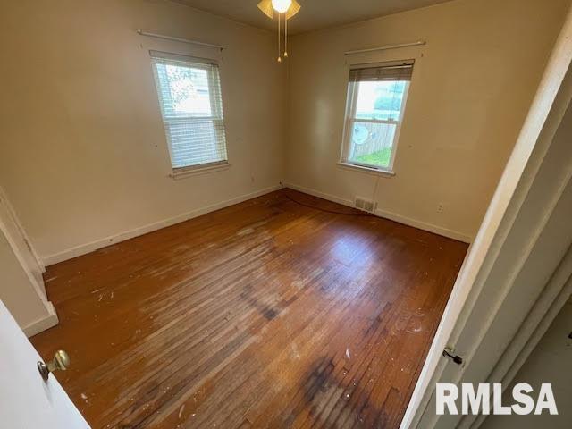 3120 N Emery Ave, Peoria, IL 61604 - photo 13