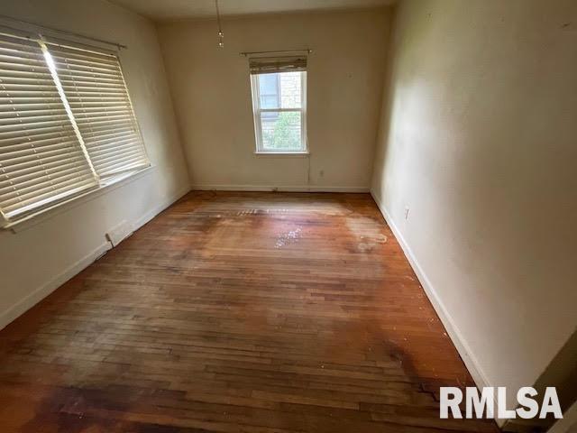 3120 N Emery Ave, Peoria, IL 61604 - photo 15