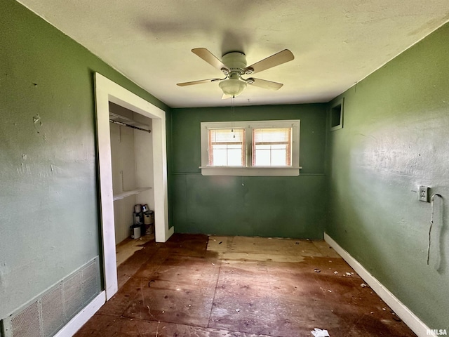 3807 S Chalmers Ave, Bartonville, IL 61607 - photo 12