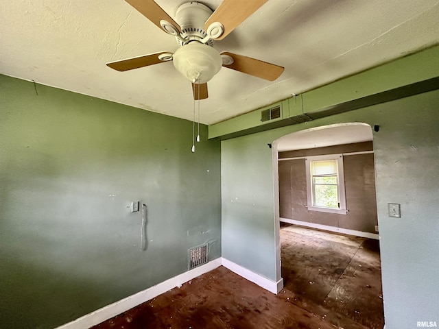 3807 S Chalmers Ave, Bartonville, IL 61607 - photo 14