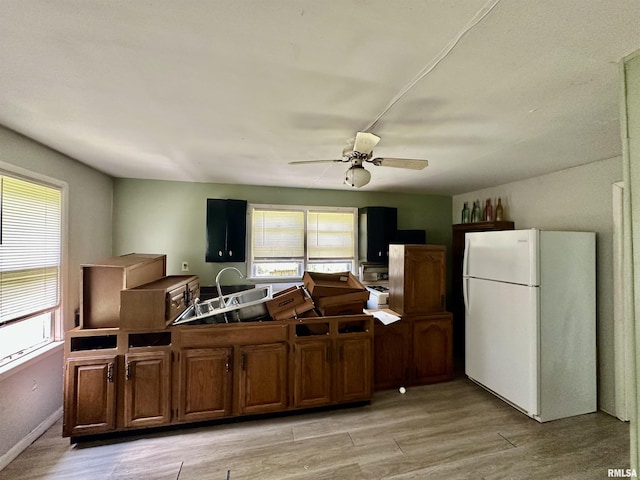 3807 S Chalmers Ave, Bartonville, IL 61607 - photo 15