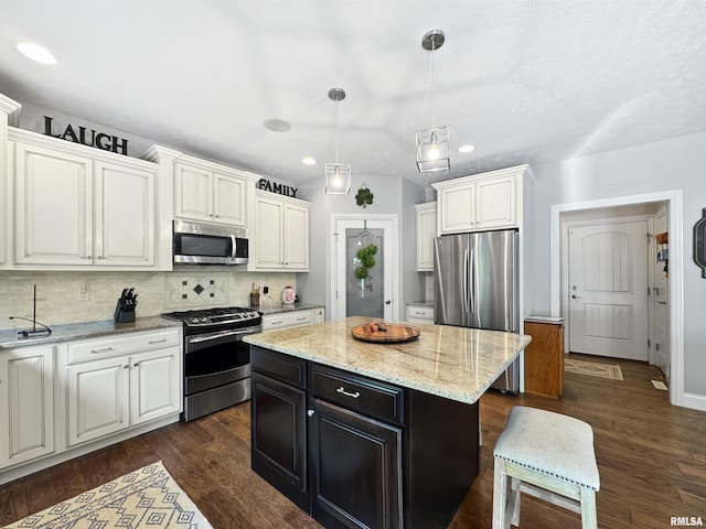 6315 W Clairemont Ct, Edwards, IL 61528 - photo 16