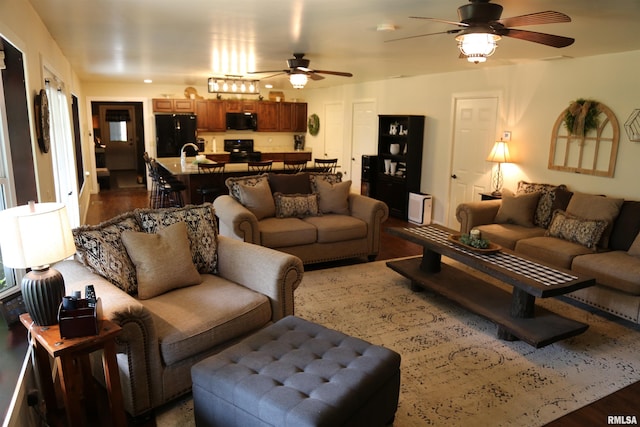 11314 S Glasford Rd, Glasford, IL 61533 - photo 43