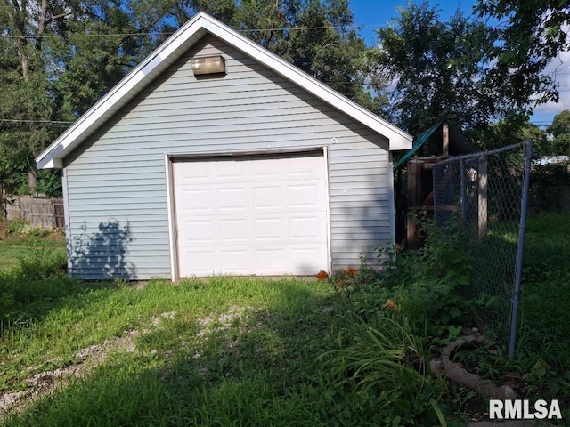 1406 S 12th St, Pekin, IL 61554 - photo 34