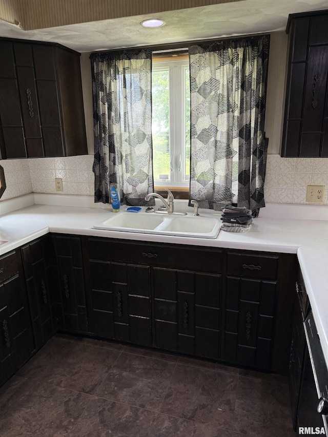 8323 E Briney Rd, Ipava, IL 61441 - photo 4