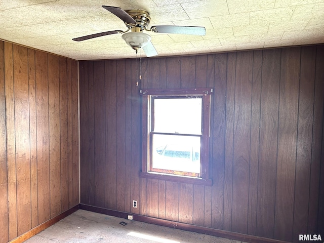 159 N Ave F Ave, Canton, IL 61520 - photo 7