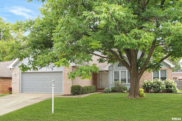 1737 W Marlene Ct, Peoria, IL 61614 - photo 1