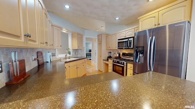1737 W Marlene Ct, Peoria, IL 61614 - photo 15