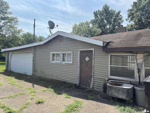 2217 Springfield Rd, East Peoria, IL 61611 - photo 1