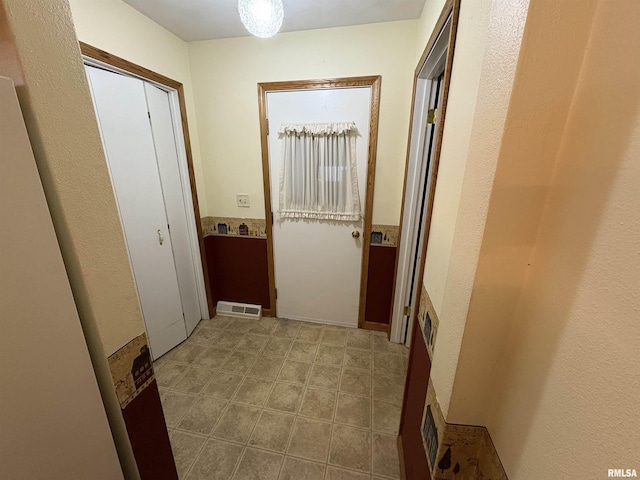 725 Pleasant Dr, Knoxville, IL 61448 - photo 17