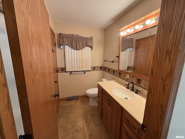 725 Pleasant Dr, Knoxville, IL 61448 - photo 32