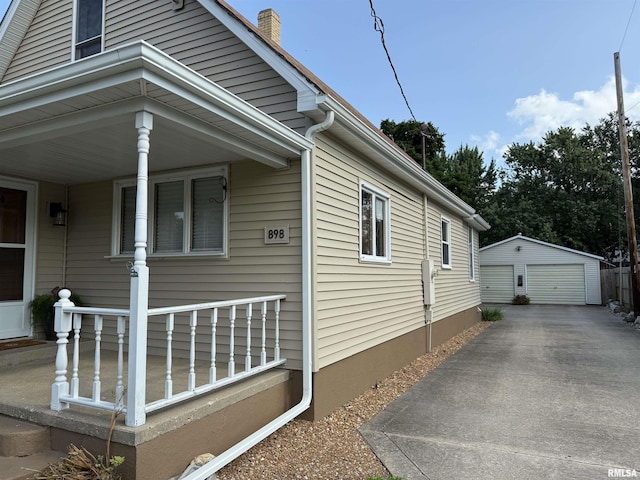 898 E Elm St, Canton, IL 61520 - photo 3
