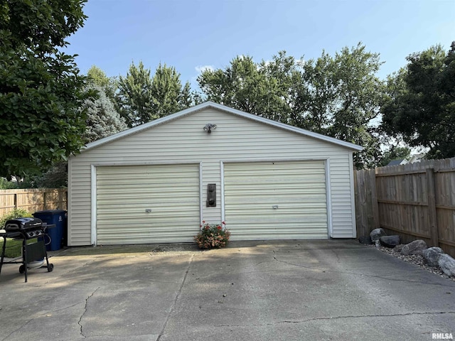 898 E Elm St, Canton, IL 61520 - photo 4