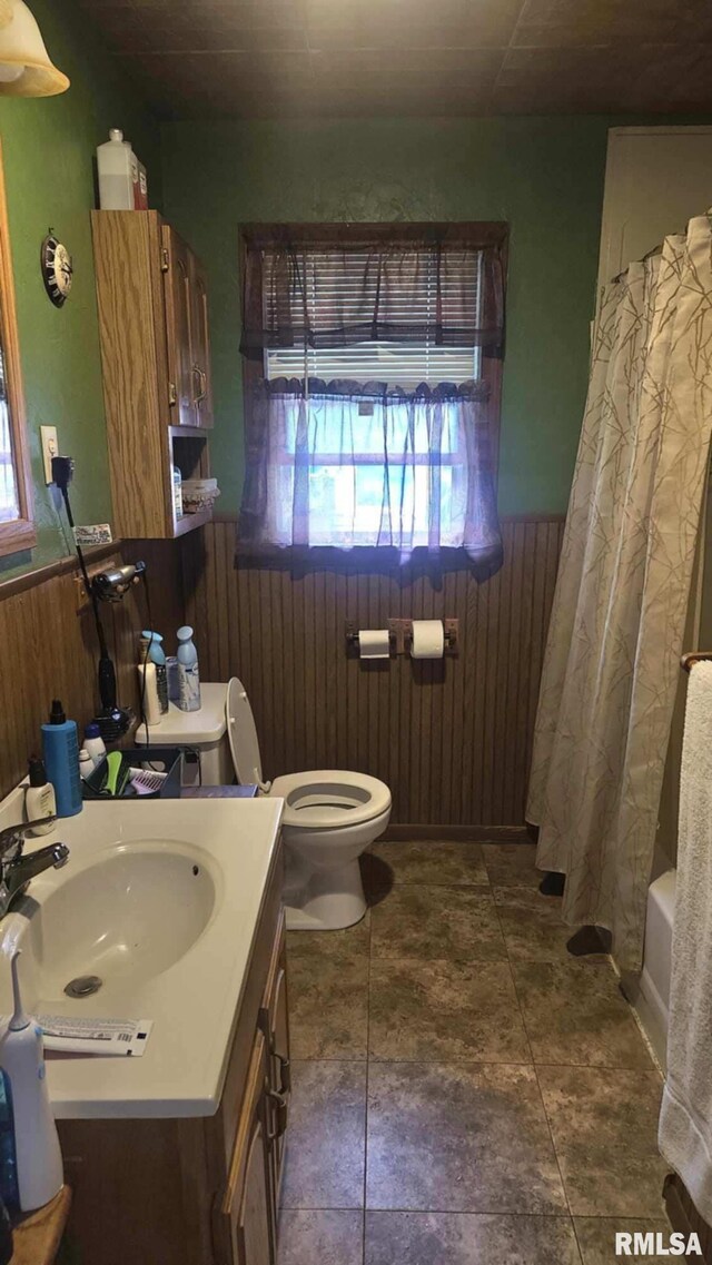 510 W Myrtle St, Canton, IL 61520 - photo 21
