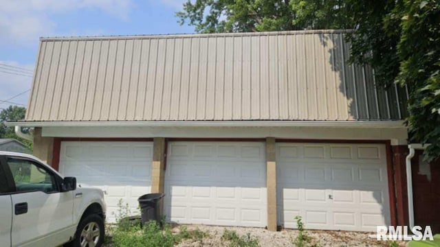 510 W Myrtle St, Canton, IL 61520 - photo 24