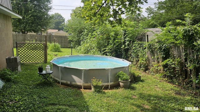 510 W Myrtle St, Canton, IL 61520 - photo 27