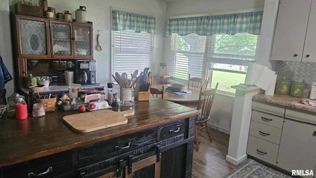 510 W Myrtle St, Canton, IL 61520 - photo 7