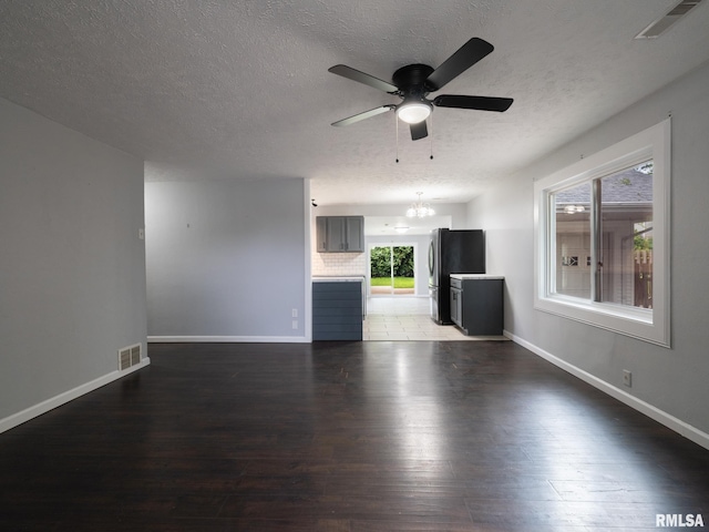 611 Sangamon Rd, Marquette Heights, IL 61554 - photo 9