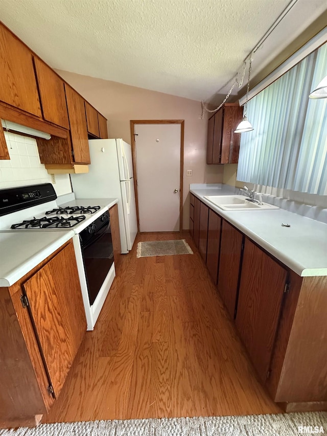 306 Debbie St, Colchester, IL 62326 - photo 7