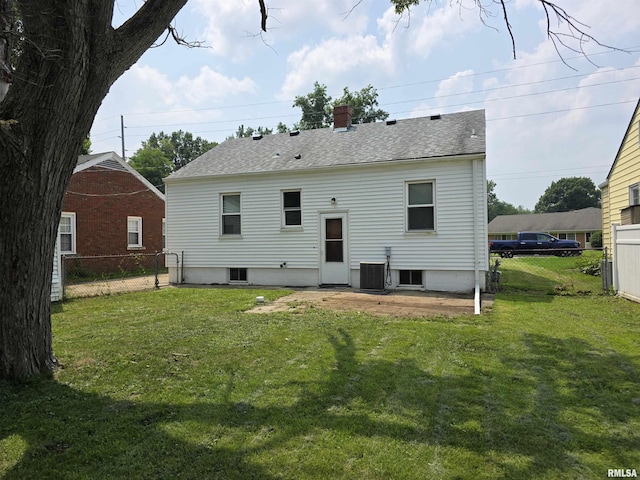 2404 N Gale Ave, Peoria, IL 61604 - photo 12
