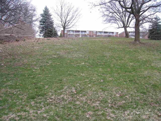 3705 35th St, Moline, IL 61265 - photo 5