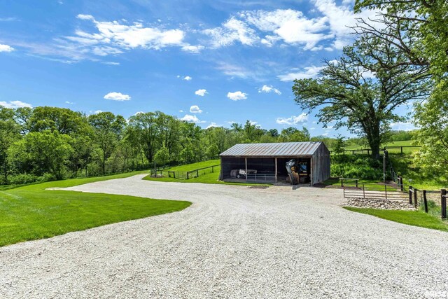 exterior space featuring a lawn