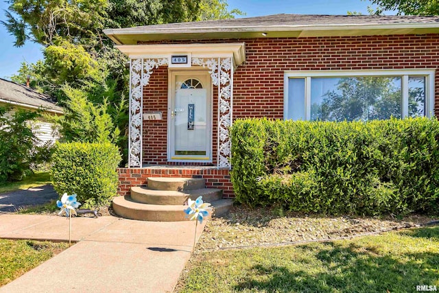 view of property entrance