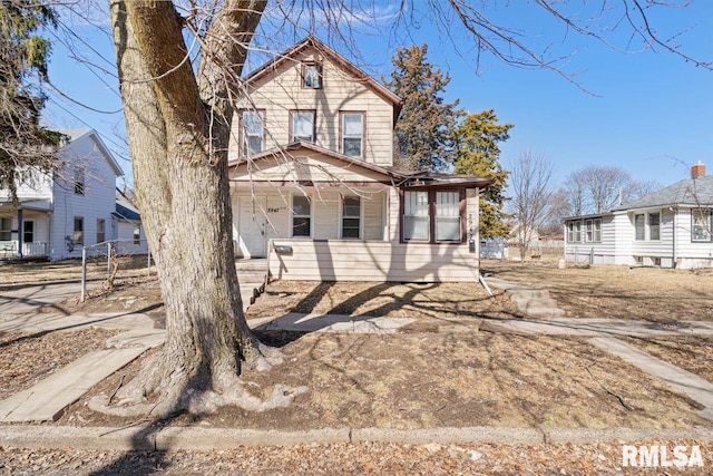 view of front of house featuring a porch