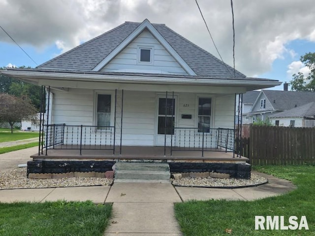 bungalow-style home with covered porch