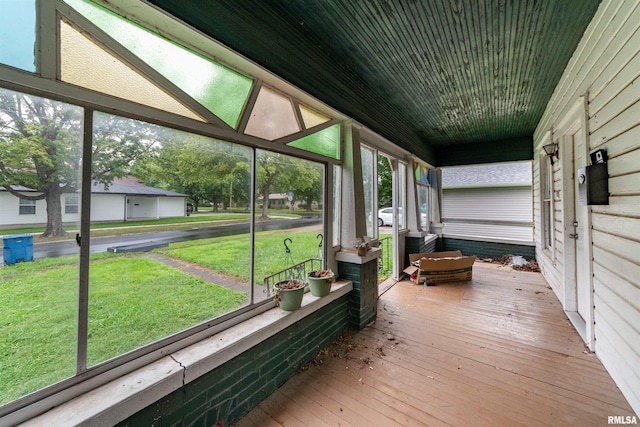 view of sunroom / solarium