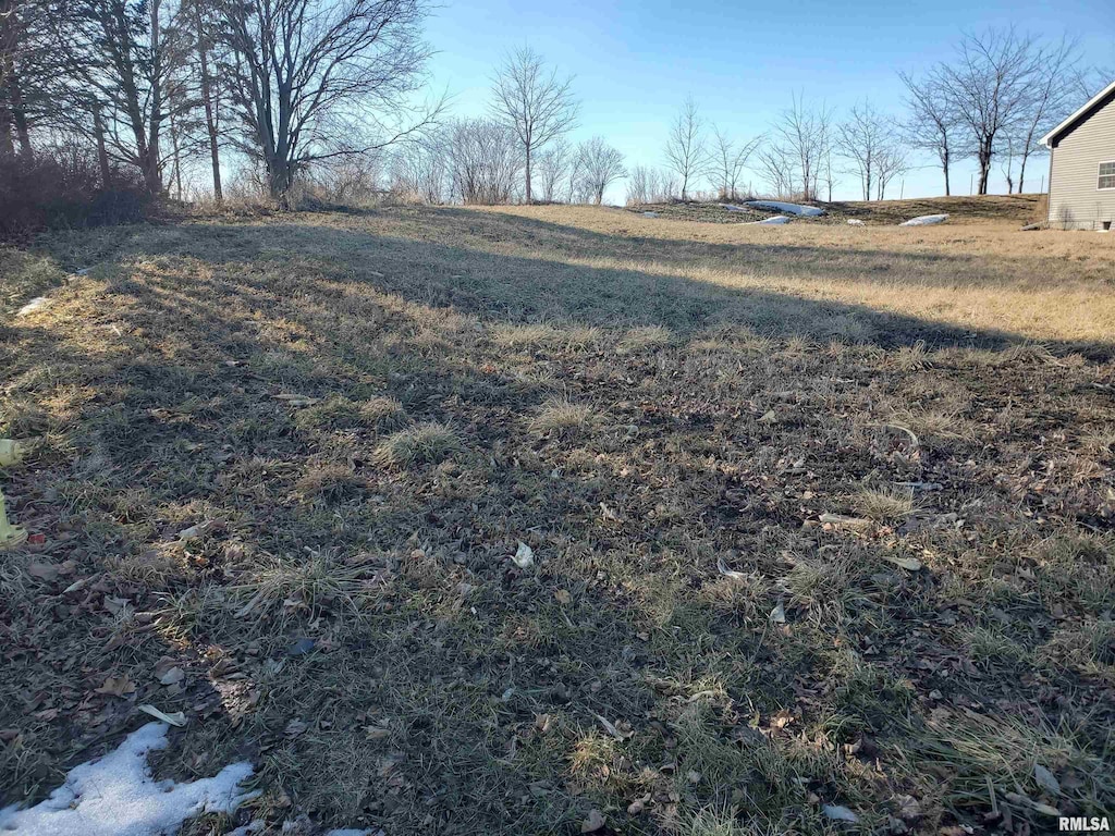 3436 Tower Ct, Clinton, IA 52732