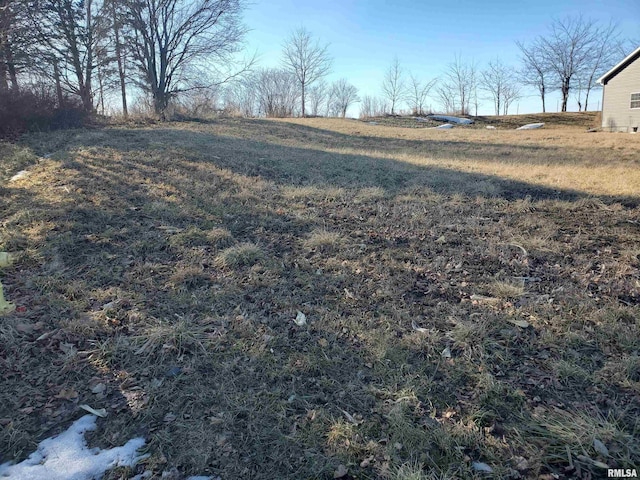3436 Tower Ct, Clinton, IA 52732