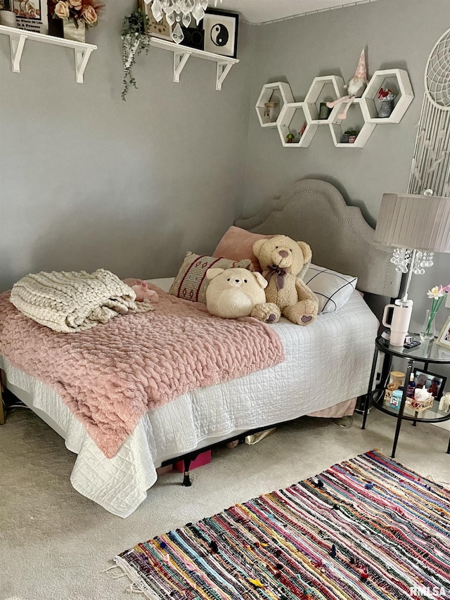 bedroom with carpet flooring