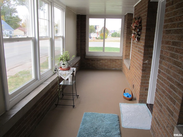 view of sunroom / solarium