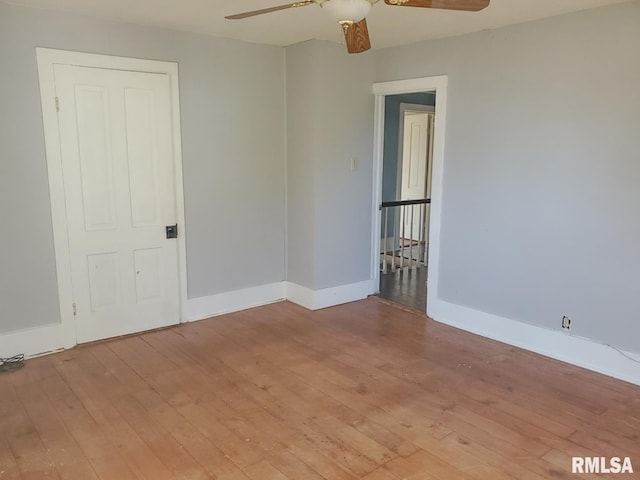 unfurnished room featuring light hardwood / wood-style floors