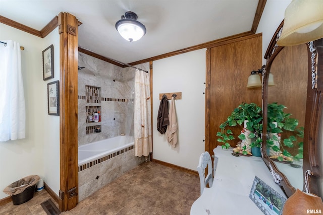 bathroom with shower / tub combo with curtain and crown molding