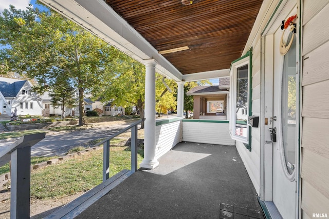 view of patio / terrace featuring covered porch