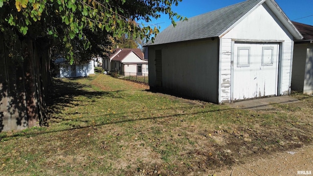 825 11th Ave S, Clinton, IA 52732 - view of shed