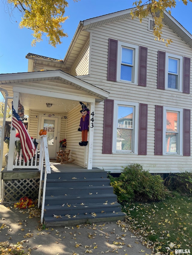 view of front of home