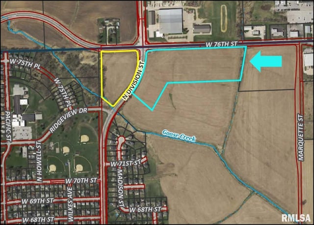 SEQ-DIVISION W 76th St, Davenport, IA 52806